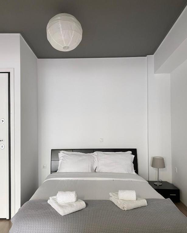 Mosaikon Guesthouses #Nikiou Str Athena Bagian luar foto